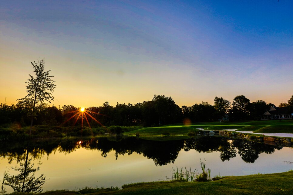 tullymore-golf-club-sixteenth-hole-21481